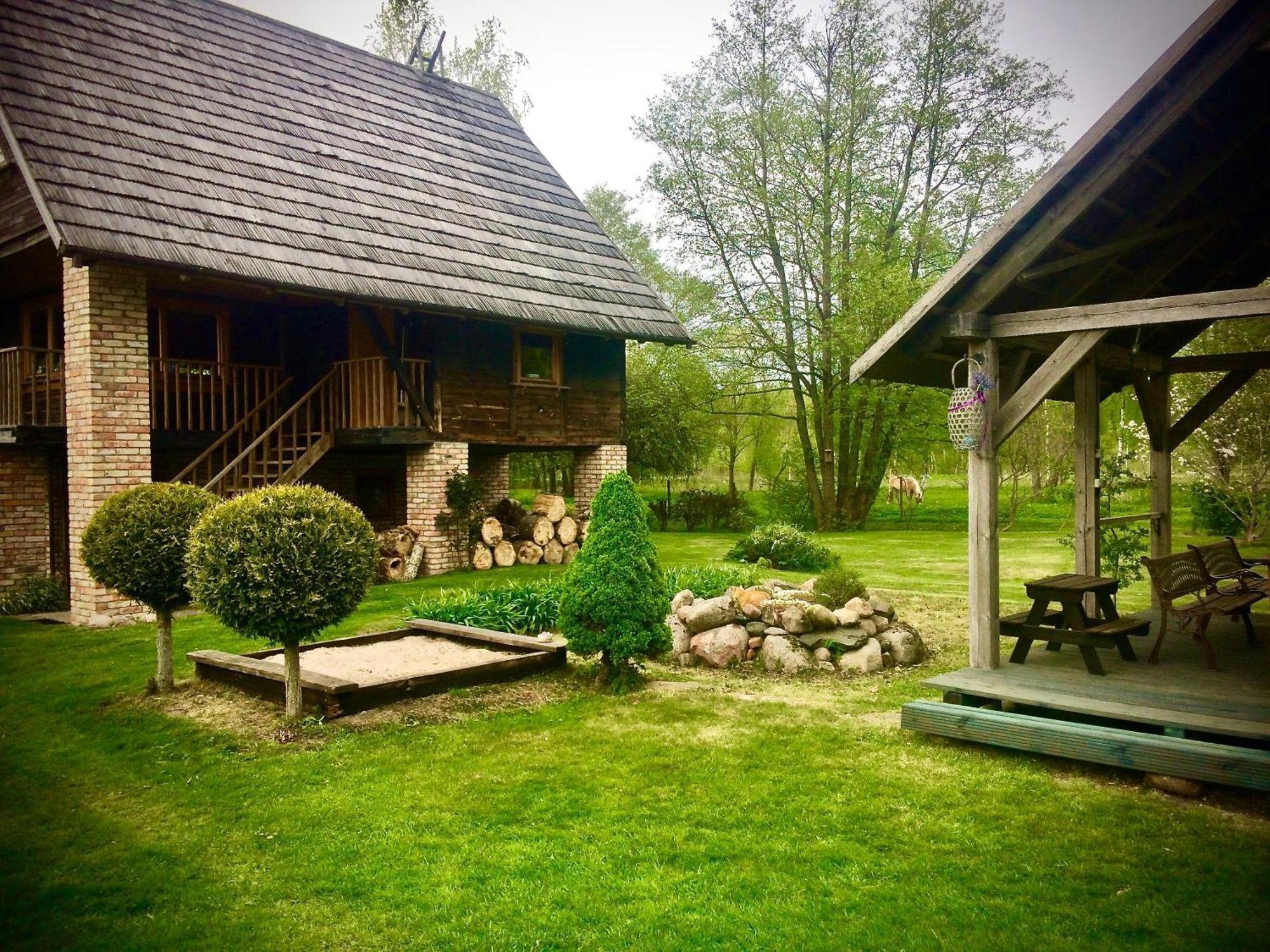Villa Griki Kalniski Exterior foto